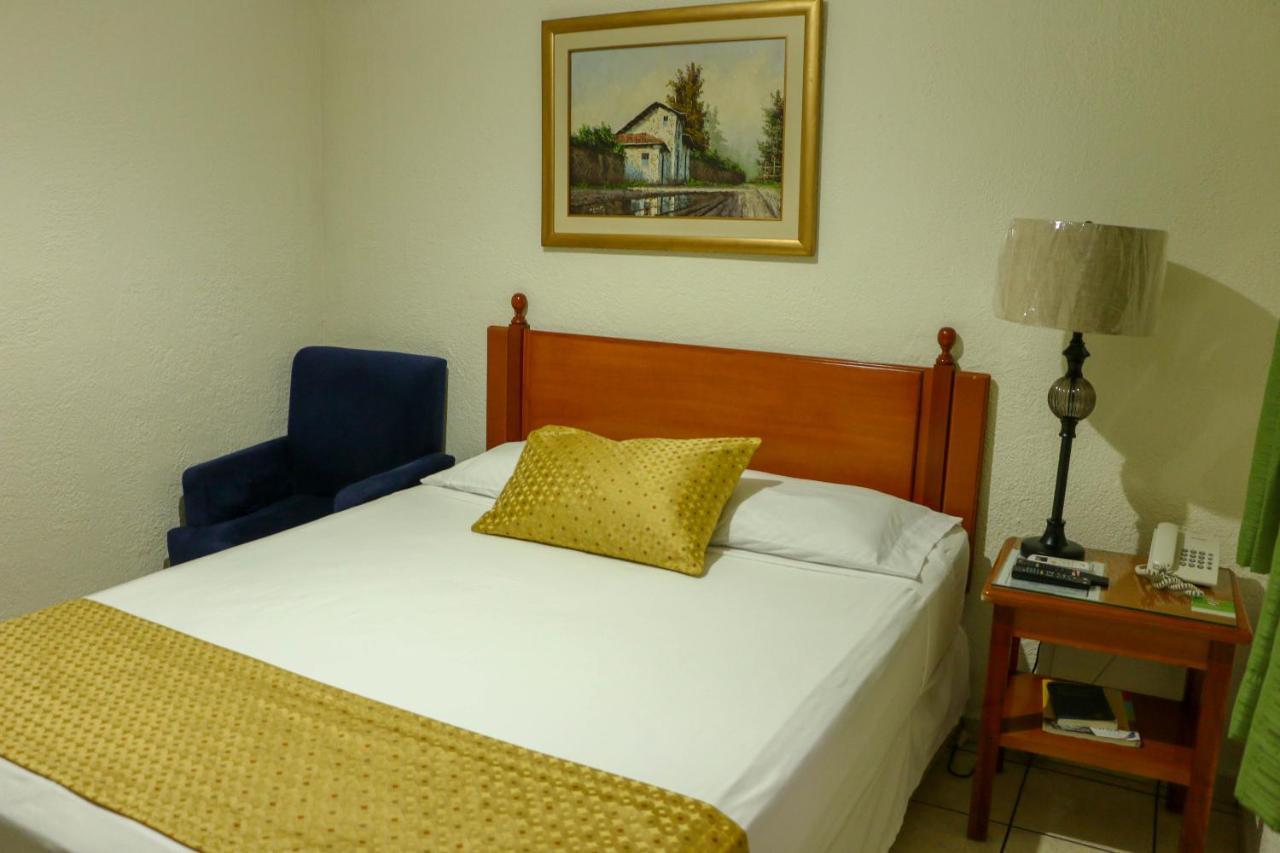 Hotel Villa Serena Escalon San Salvador Kültér fotó