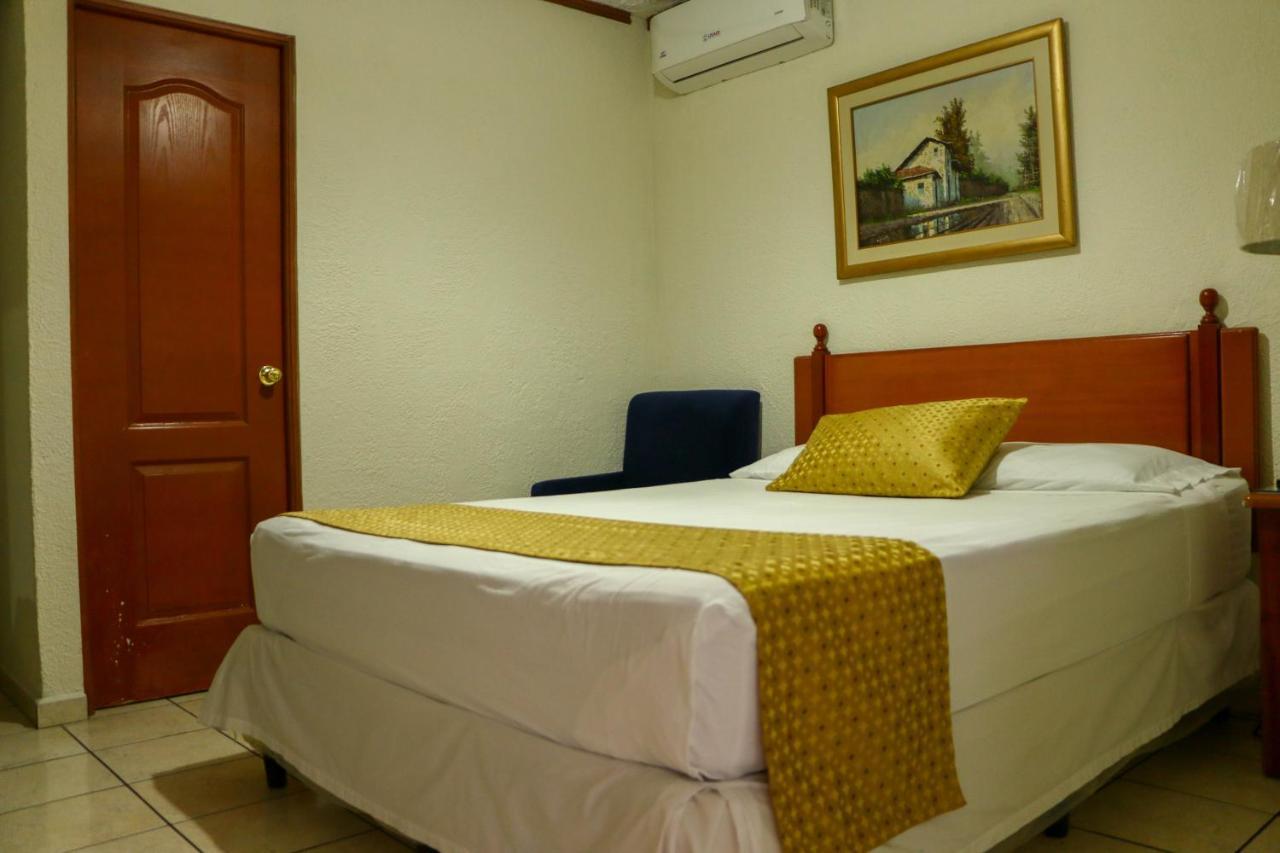 Hotel Villa Serena Escalon San Salvador Kültér fotó