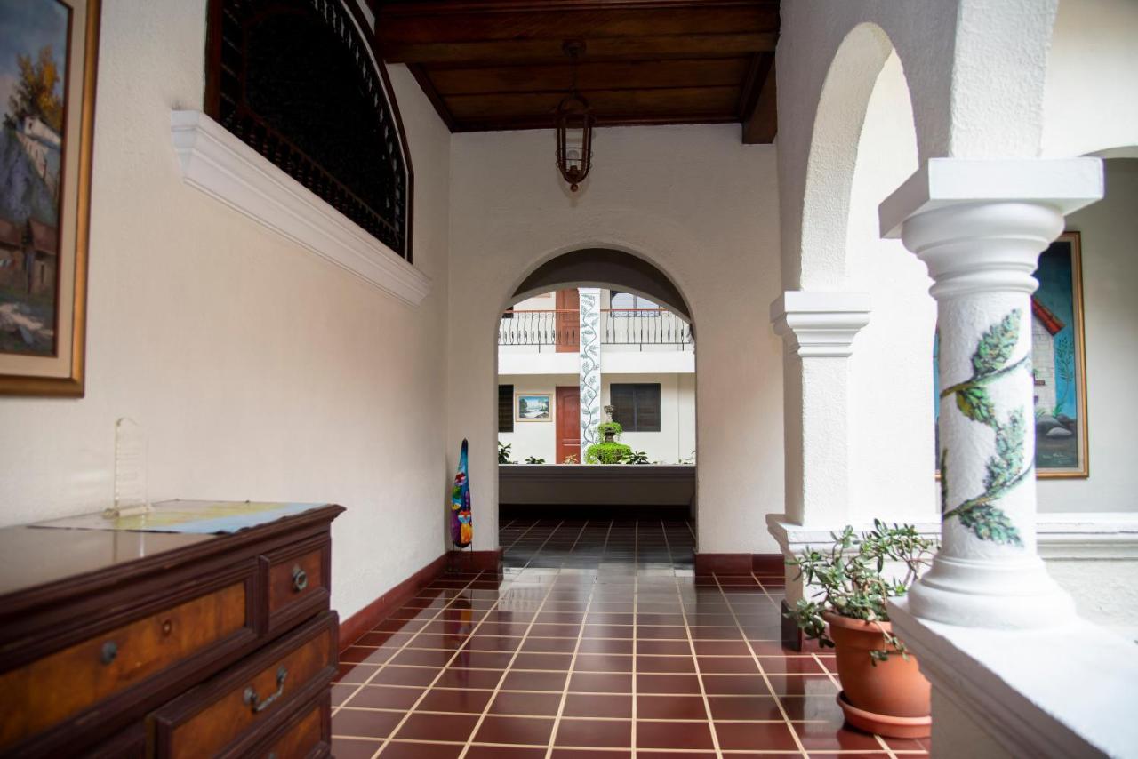 Hotel Villa Serena Escalon San Salvador Kültér fotó