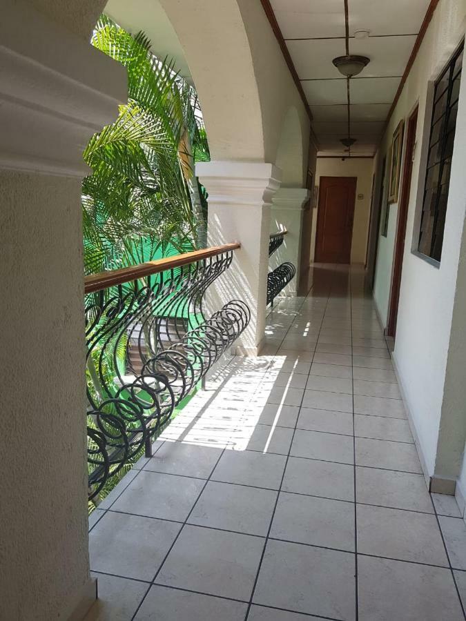Hotel Villa Serena Escalon San Salvador Kültér fotó